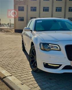 کرایسلەر 300